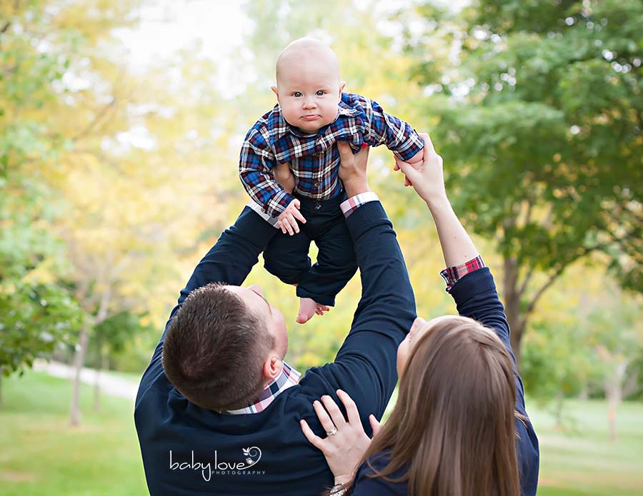 Troy Michigan photographer captures baby boy outside Troy Michigan