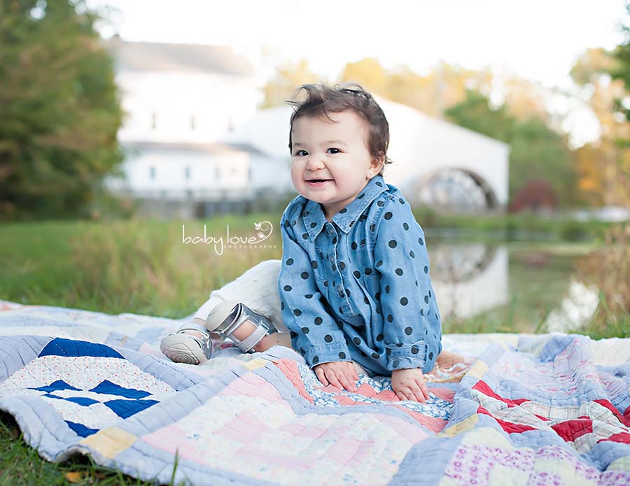 One Year old baby photographer Macomb Michigan Family photo shoot